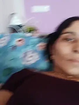 Hot_ree85 stripchat live cam model