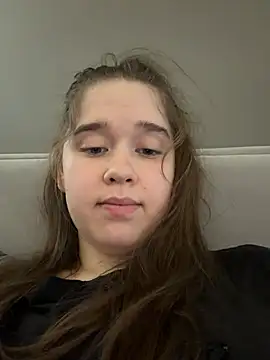 HornyGirlH stripchat live cam model