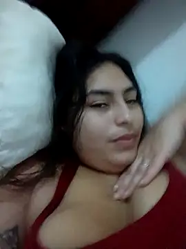 xandra252 stripchat live cam model