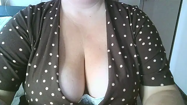 yourmarisexy stripchat live cam model
