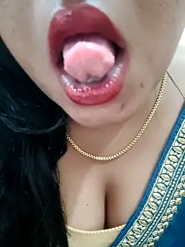 Ramya_369 stripchat live cam model