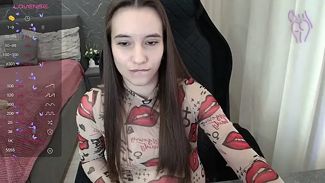 Alice_Weiss stripchat live cam model