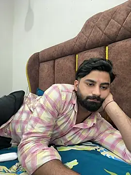 Royalboy_03 stripchat live cam model