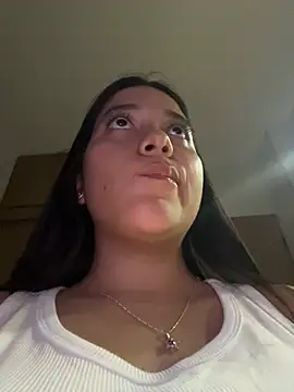 Nhefertary stripchat live cam model