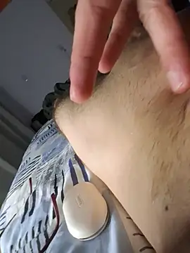 Robsonitj90 stripchat live cam model