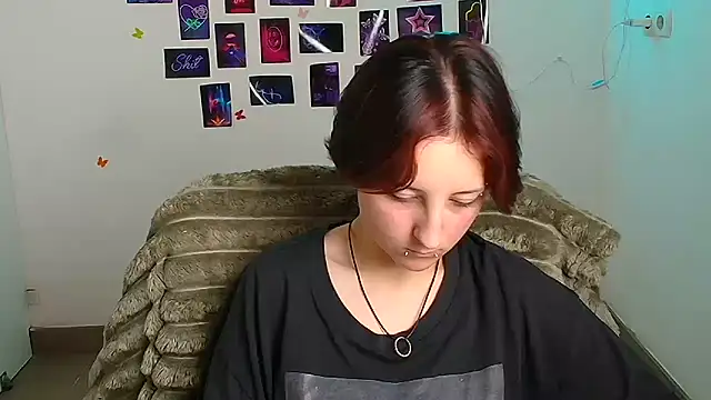 Dilara_Kiss_ stripchat live cam model