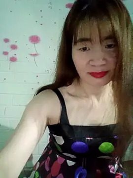 rosenice1 stripchat live cam model