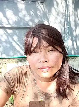 Linda2004 stripchat live cam model