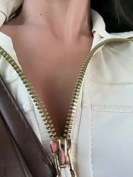 xiao-Lin stripchat live cam model