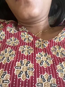 Komal_sharma- stripchat live cam model
