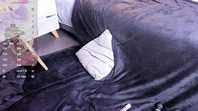 Ariadnaaa_ stripchat live cam model