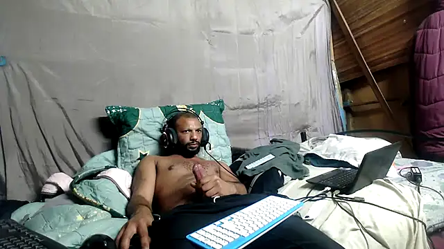 Camodick stripchat live cam model