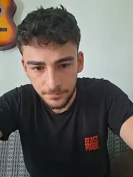 Yasinyasin7 stripchat live cam model