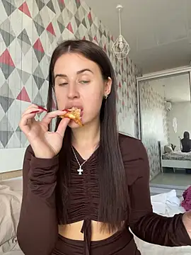 Lira_Fayeee stripchat live cam model