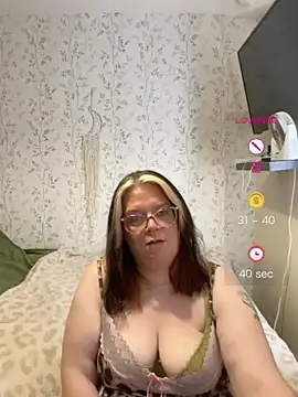 Sinful-Hope stripchat live cam model