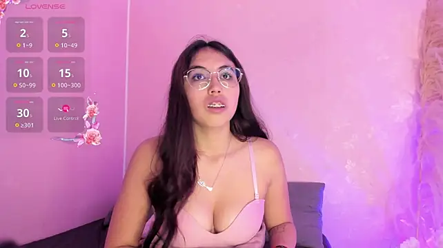 Valk_submissive stripchat live cam model