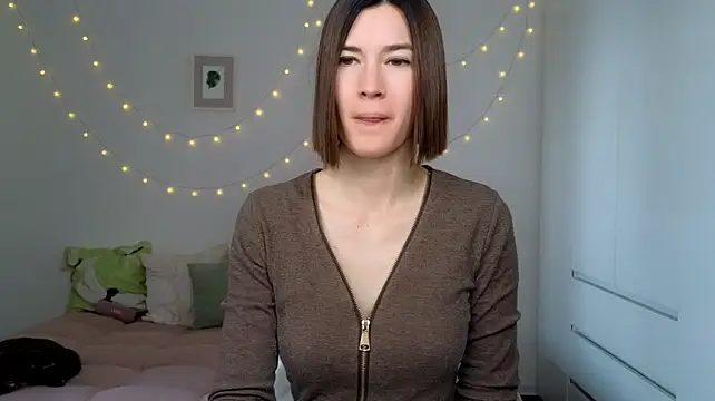 AliciaNewell stripchat live cam model
