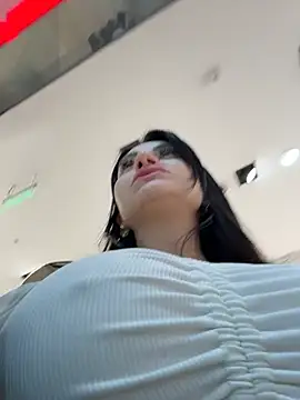 Wet__Bunny stripchat live cam model