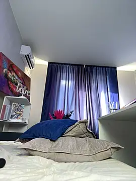 LilyIrons stripchat live cam model