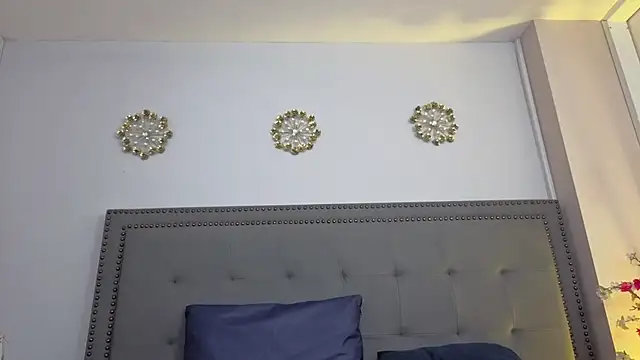 MihaCarther stripchat live cam model