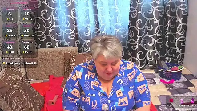 Baunti5555 stripchat live cam model