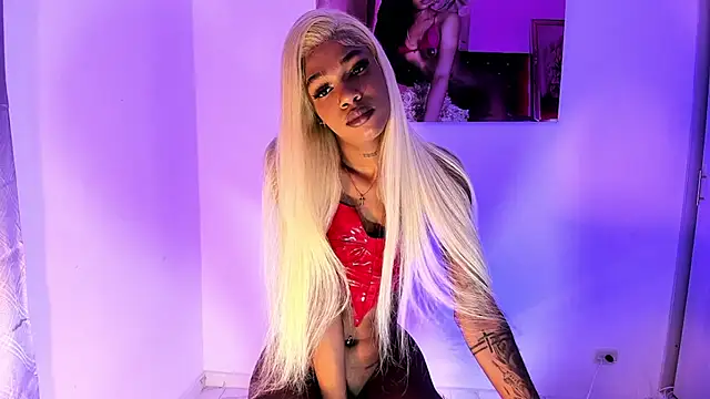 thifanny_black stripchat live cam model