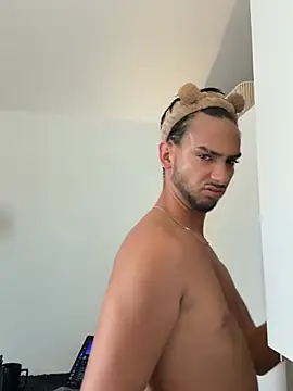 Gipsyboysteve stripchat live cam model
