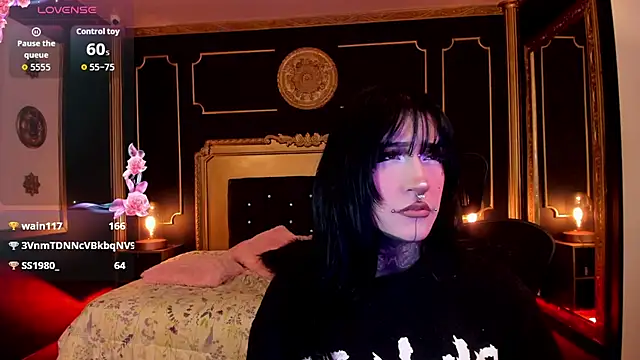 Kat_VonDe stripchat live cam model