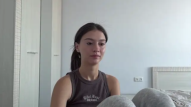 LibbieSchworm stripchat live cam model