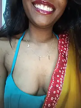 MysticDiya stripchat live cam model
