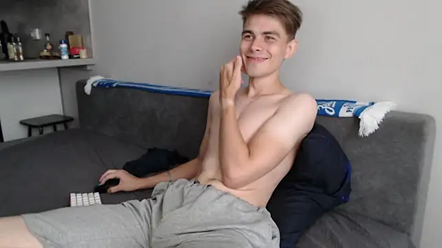 Student_Oliver stripchat live cam model
