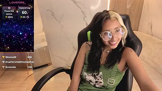 raven_stone_cn stripchat live cam model