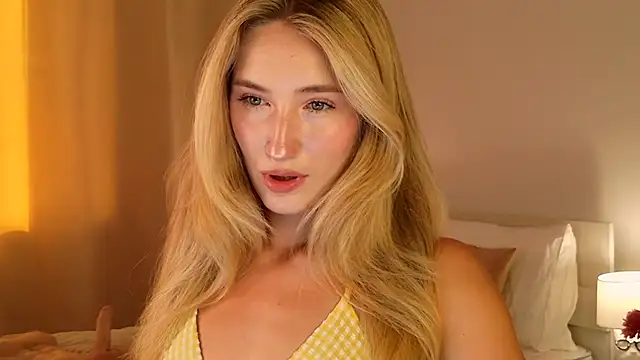 bella__rose stripchat live cam model