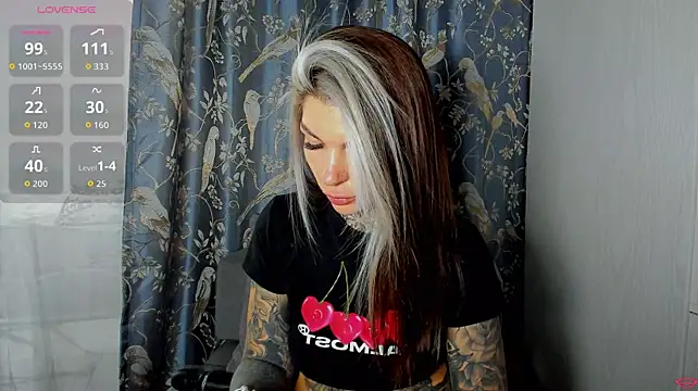 tattooedBabyy stripchat live cam model