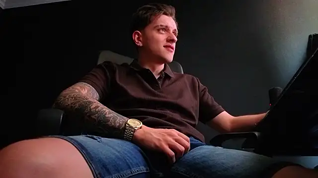 FelixStarkk stripchat live cam model