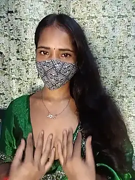 Roshni_09 stripchat live cam model