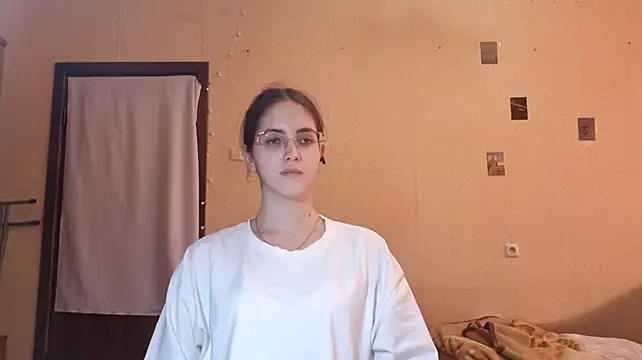 Katelemon stripchat live cam model
