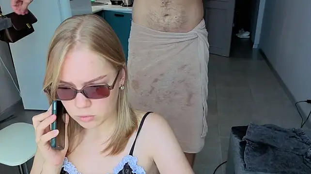 LittleForestELF2 stripchat live cam model