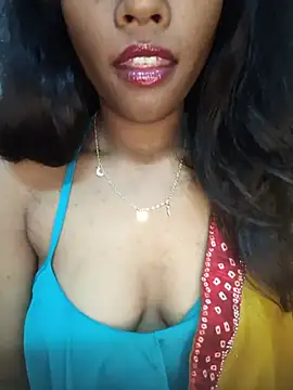 MysticDiya stripchat live cam model