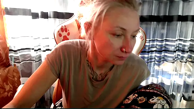 cold_lollipop stripchat live cam model