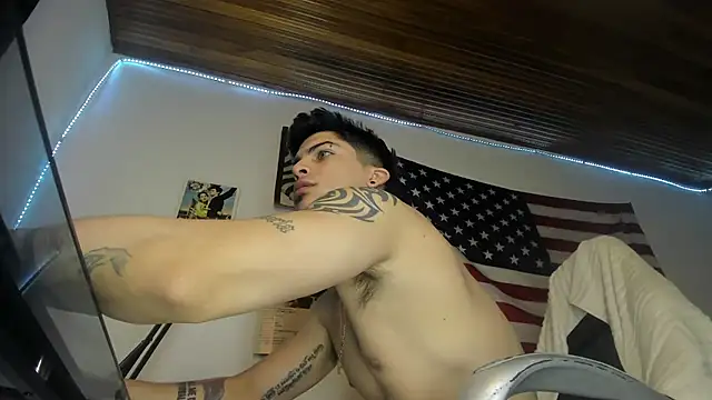 charlie_hotxxx stripchat live cam model