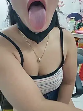 Swet-Love1 stripchat live cam model