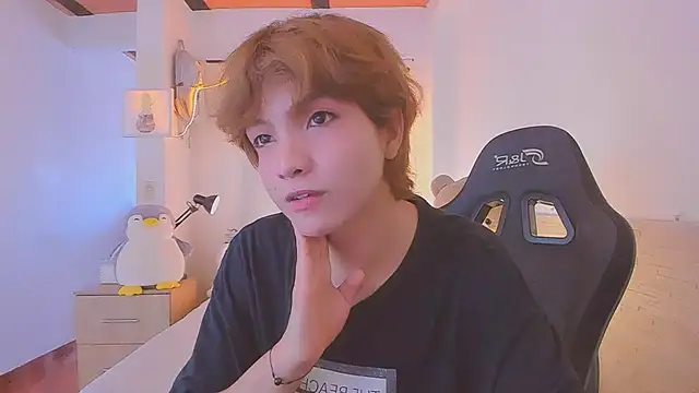 Sweet_Allan stripchat live cam model