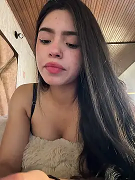 LunaMoore_Pink stripchat live cam model