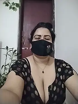 Star--Girl stripchat live cam model