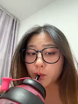 Mu-Mu520 stripchat live cam model