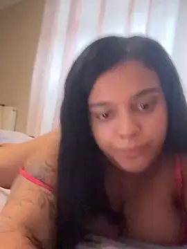 goldenevny stripchat live cam model