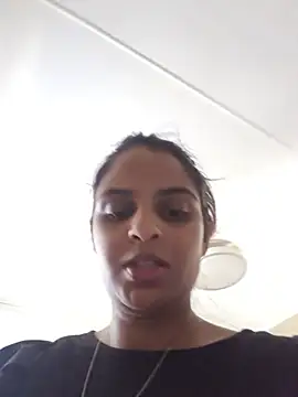 SelenaGomez26 stripchat live cam model