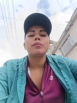 _andrea30 stripchat live cam model