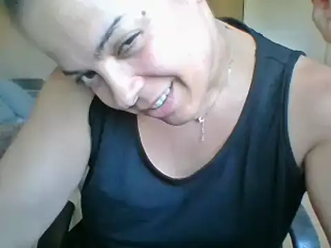 ITALIANASISIXX stripchat live cam model